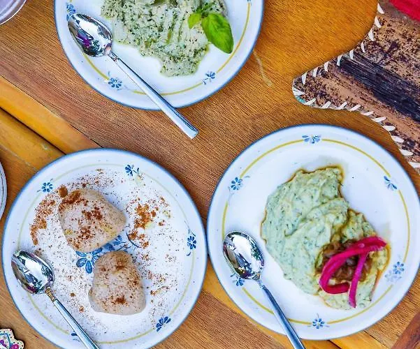 Durupduru Проживание в семье Каш